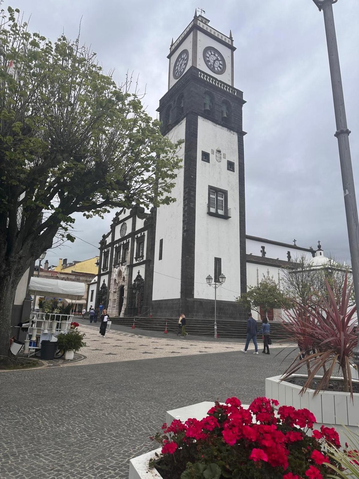 Azor International Apartment I Ponta Delgada Exterior foto